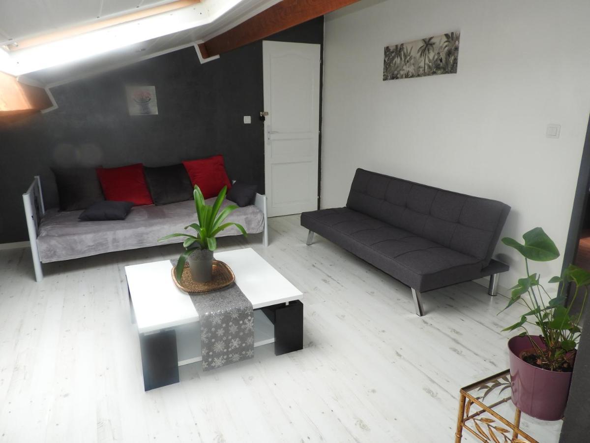 Appartement Mansarde Et Climatise 50 M2 Pompignan  Exterior photo